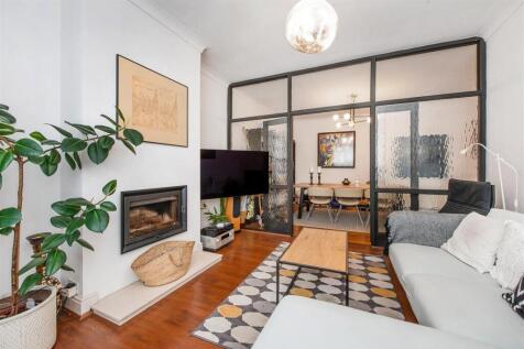 Living Room.jpg