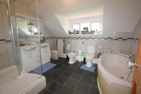 Principle Bedroom En Suite