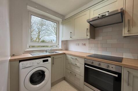 Firwood Court, Newton Mearns photo 5