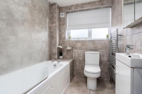 62 Derby, Bathroom 2