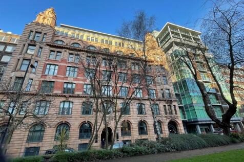 5 bed, 4 bath Apartment in Manchester - Photo 39