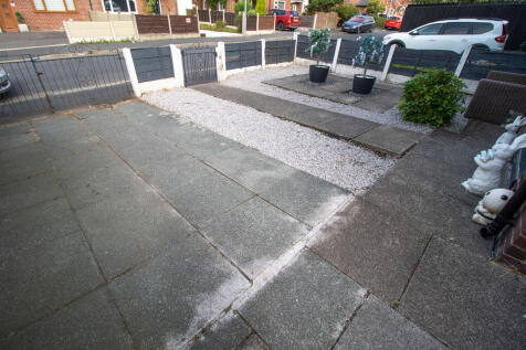 Front Garden/Driveway