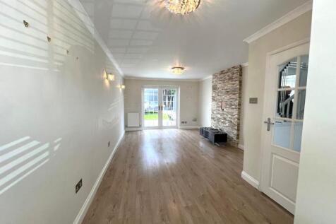 Little Brays, Harlow photo 2