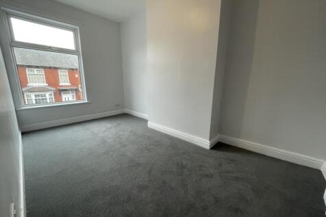 Marlborough Street, Ashton Under Lyne, Oldham photo 5