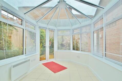 Betony Road, Coton Park, Rugby, Warwickshire photo 4