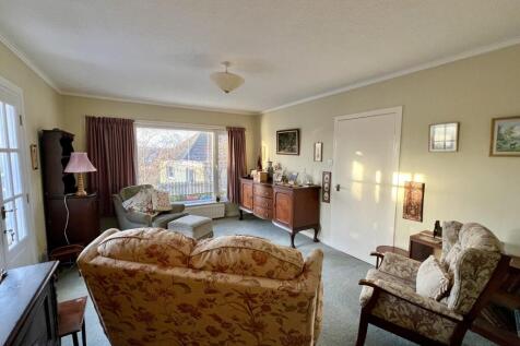 2 Woodlands Avenue, Kirkcudbright - Williamson and