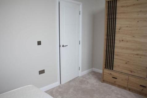 16 St Cuthbert Street photo 4