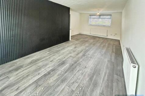 Cremorne Hey, Liverpool, Merseyside, L28 photo 4
