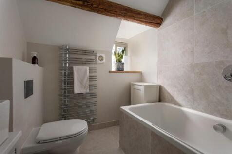 50 - The Old Post Office - GL7 7EF - Web.jpg