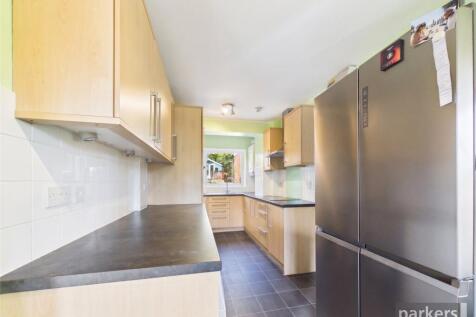 The Horse Close, Emmer Green, Reading, Berkshire, RG4 photo 3
