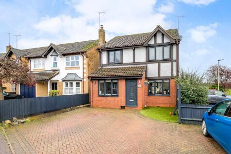 Knebworth, SG3 - property photo