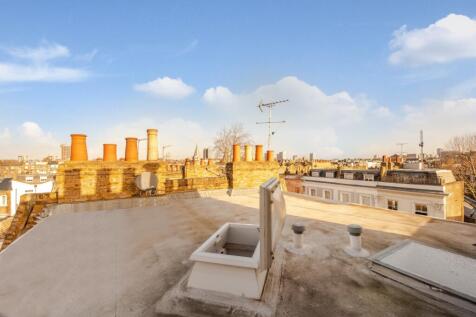 Undemised Flat Roof