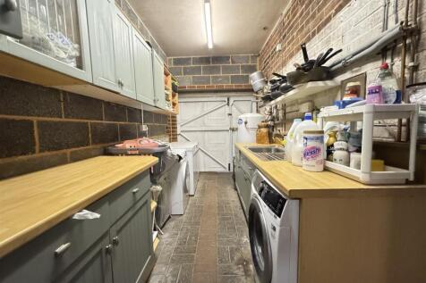 IMG_5558 (Large).JPG