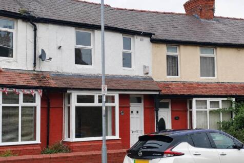 3-bed terraced on Princes Road, Ellesmere Port, £1,000/mo