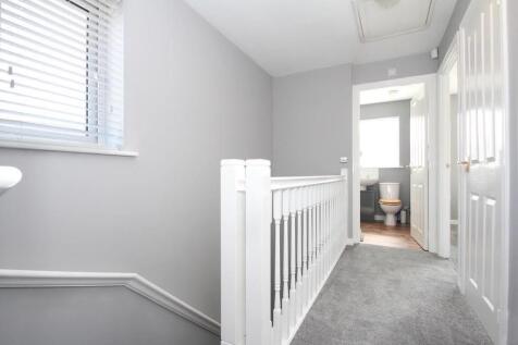Upstairs-Hall.