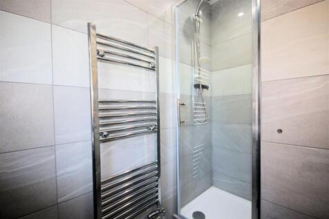 View of En-suite Shower