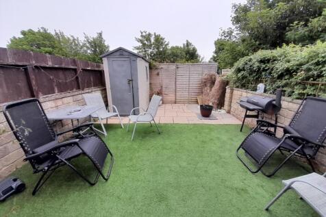 Front Garden Area