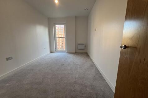 Grant Court, Ordsall Lane, Salford photo 3