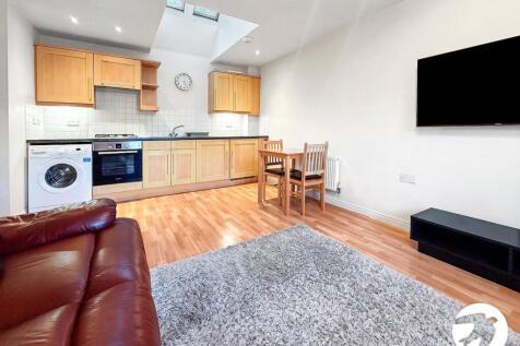 Edward Drive, Kemsley, Sittingbourne, Kent, ME10 photo 4