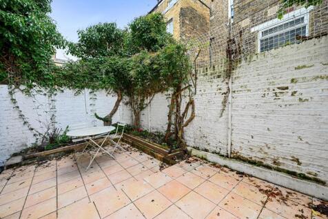 FBL - Southerton Road - Garden1 (1).JPG