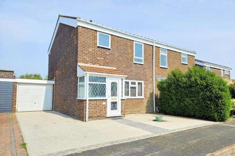 Lee-on-the-solent, PO13 - property photo