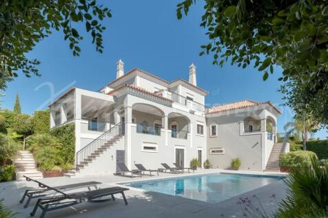 The Crest Fully Renovated 5 bed Villa For Sale (32)