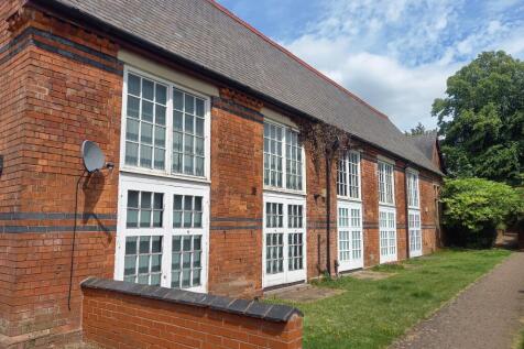 11 Devonshire Park