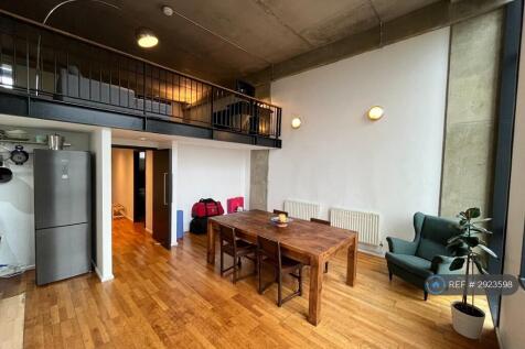 Kitchen/Lounge