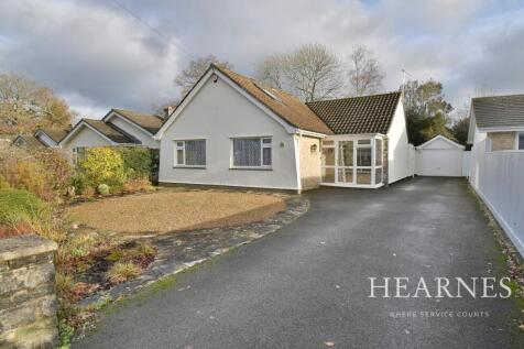 Ferndown, BH22 - property photo