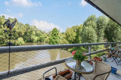 1320083-4-686bc81...