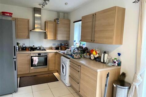 kitchen 1.jpg