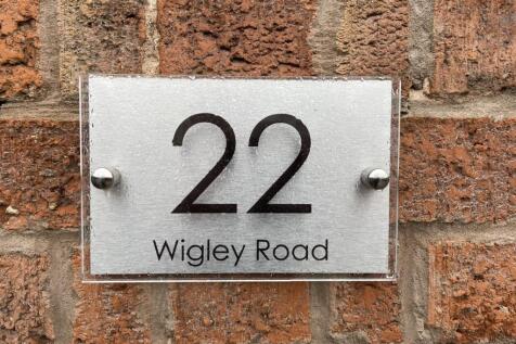 Number plaque