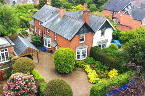 Bromsgrove, B60 - property photo