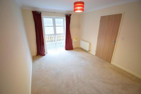 Olivia Close, Corfe Mullen, Wimborne photo 3