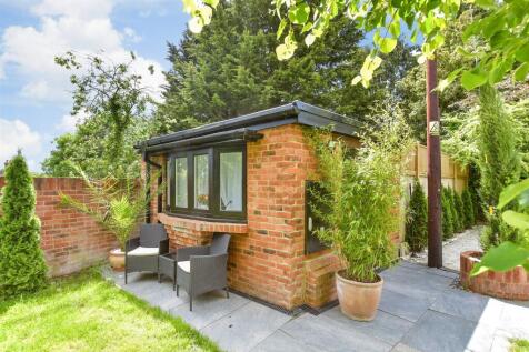 Workshop/Outbuildings