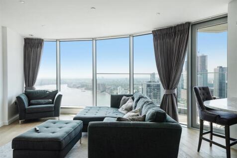Apartment 2806, Charrington Tower - SytiW2cQYqA9o4