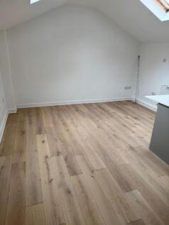 Myrtle Mews F2 Lounge Area.jpg