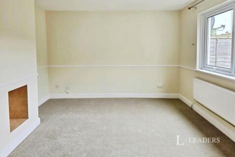 Hazelwood Avenue, Eastbourne, BN22 photo 3