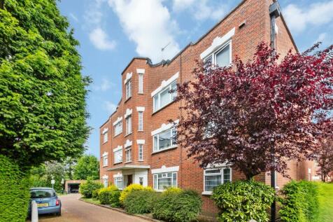 London, SW20 - property photo