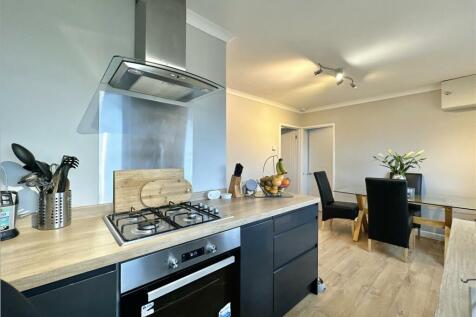 Briseham Road - 6.jpg