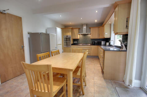 Orchard Drive, Durham photo 3