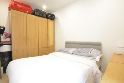 Station Way, Crawley, RH10 photo 5