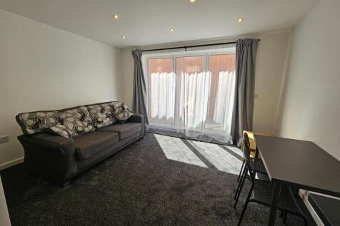 5 Rai Court, Beauchamp Road, Leamington Spa photo 3