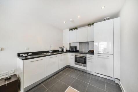 Davidson Frost-Wellings, DFW, Moore Court, Stanmor