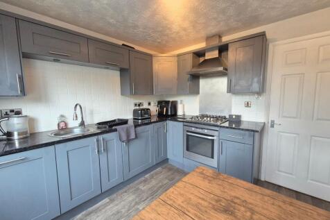 Fitted Kitchen