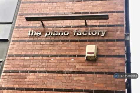 Piano Factory