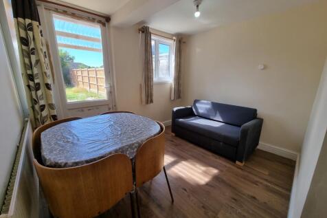 47 Kingsway, Leamington Spa photo 4