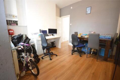 Wheatland Lane, Wallasey, CH44 photo 4