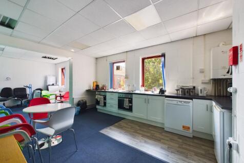 CAM02023G0-PR0075-STILL010