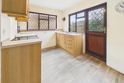 Presented by Clinton at EweMove Bexleyheath and Da